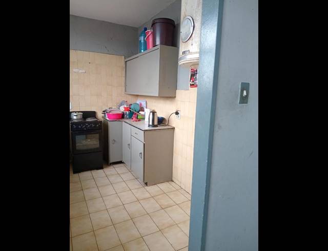 3 BEDROOM APARTMENT FOR SALE IN SUNNYSIDE